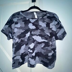 Lulu cropped shirt